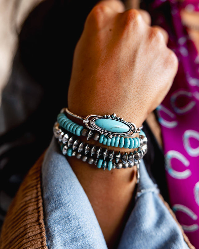 Burnished Silver Rope wire bracelet w/ Oval Turquoise Concho