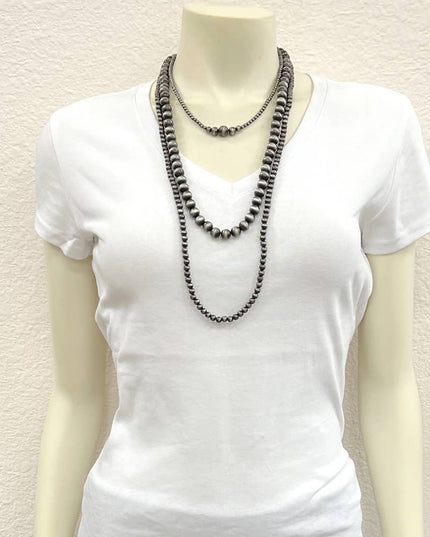 735531, Handmade 30" Navajo Bead Necklace