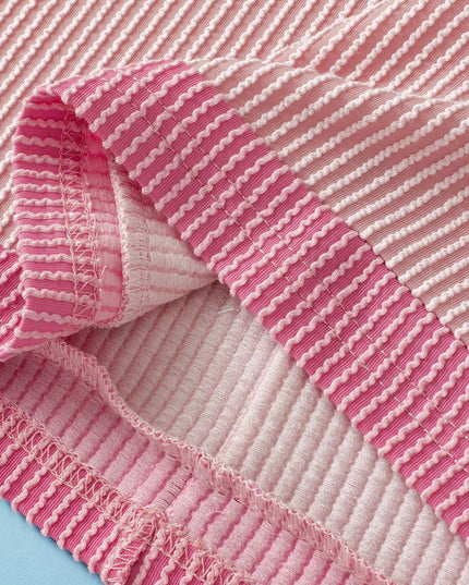 Textured Contrast Trim Round Neck T Shirt