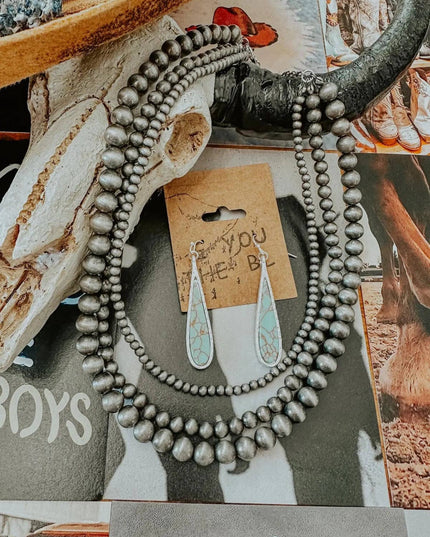 Western Pearl Layered Shorty Necklace
