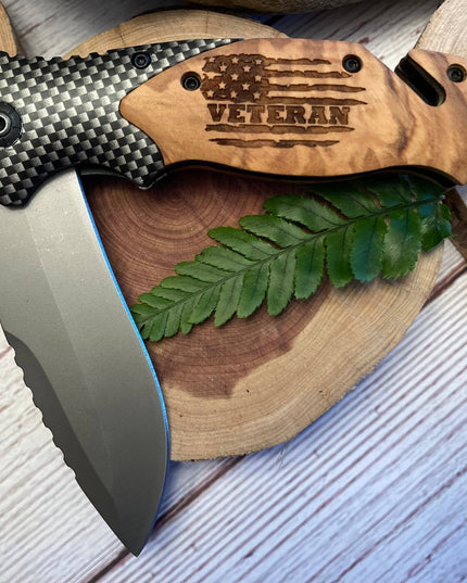 Flag with Veteran Knife